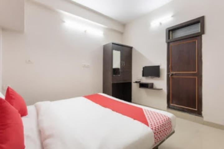 Hotel Royal Palace 인도르 외부 사진